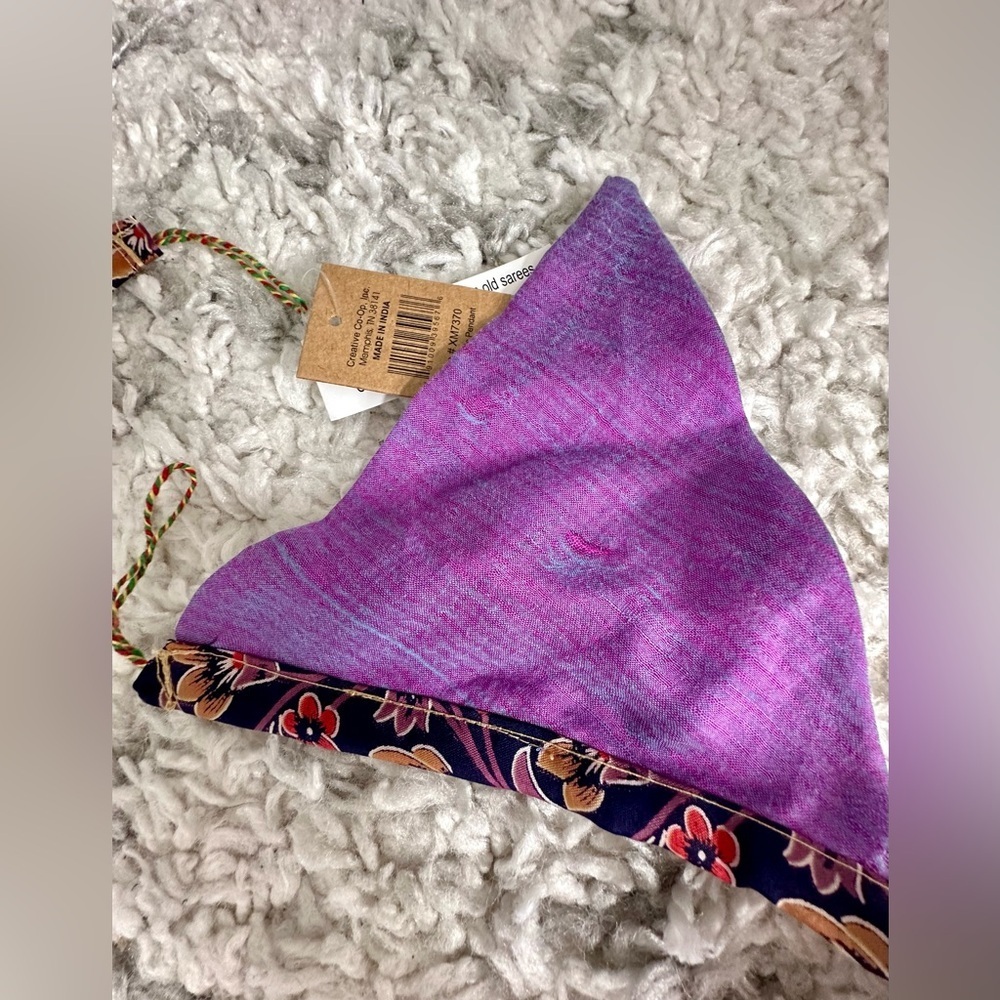 RARE Anthropologie NWT Recycled Pennant Garland - Picture 8 of 16